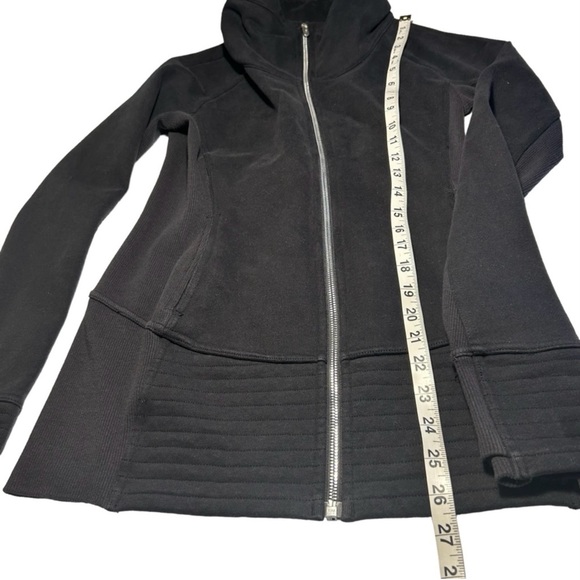 Lululemon Black Radiant Full Zip Jacket Sz 4 - Picture 12 of 14